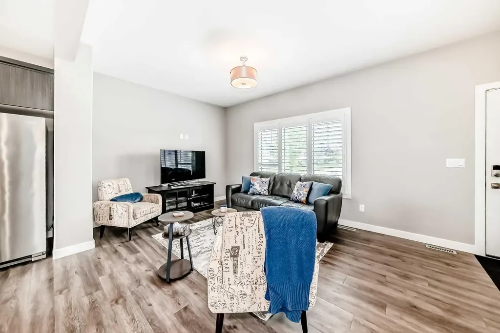 14 Aurora Heights Boulevard Blackfalds AB T4M0M1