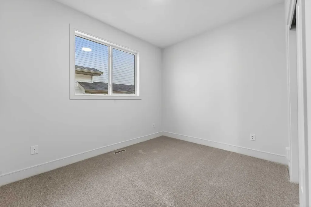 161 Caribou Bend N Lethbridge AB T1H 7J8