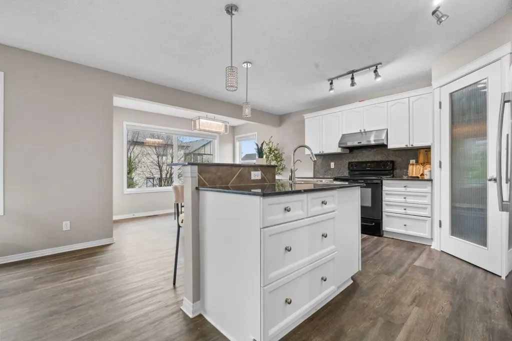 2455 Kingsland View SE Airdrie AB T4A 0A6