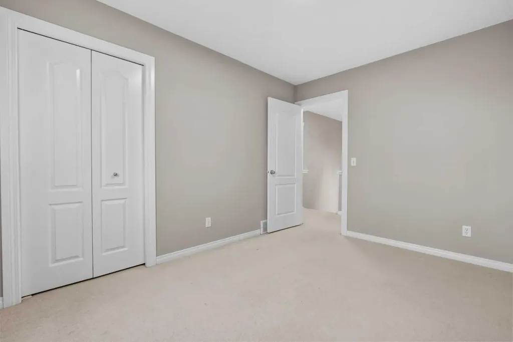 2455 Kingsland View SE Airdrie AB T4A 0A6