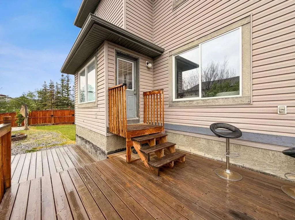 2455 Kingsland View SE Airdrie AB T4A 0A6