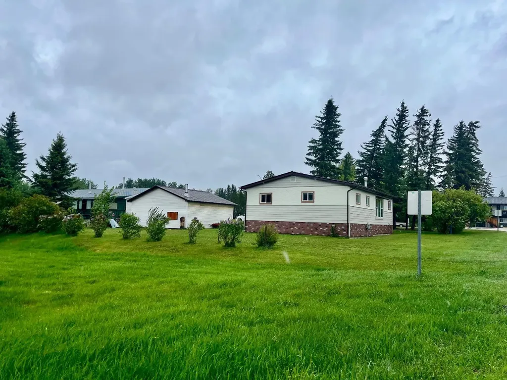 5104 50 Street Caroline AB T0M 0M0