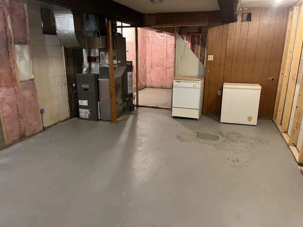 5104 50 Street Caroline AB T0M 0M0