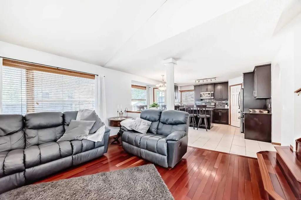 263 Coral Keys Drive NE Calgary AB T3J 3K4
