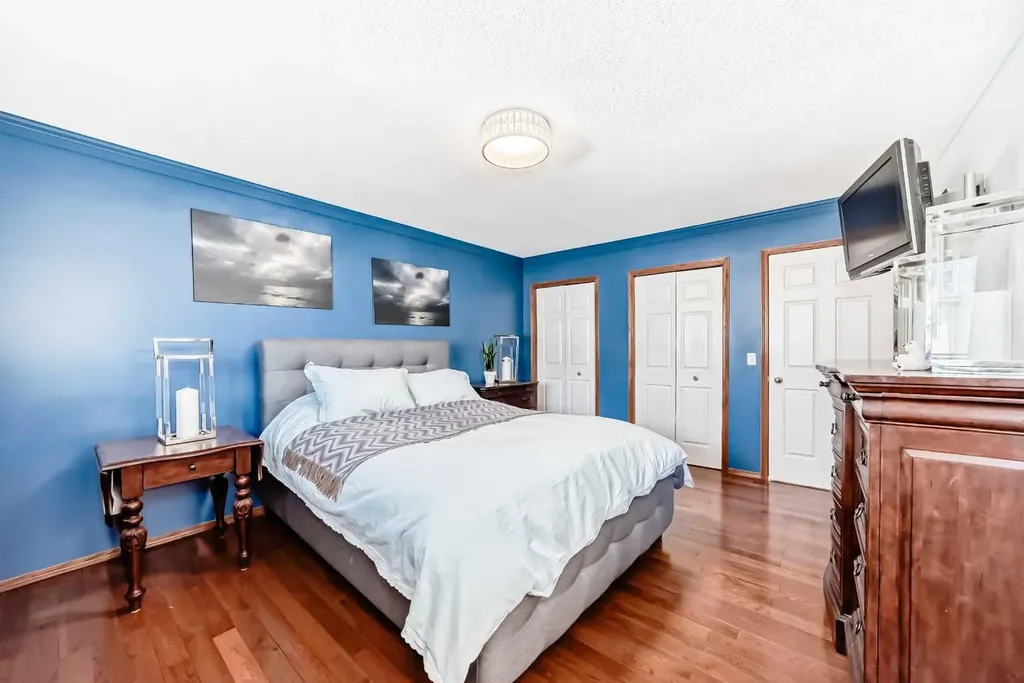 263 Coral Keys Drive NE Calgary AB T3J 3K4