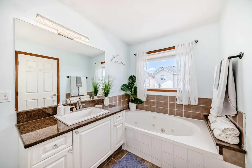 263 Coral Keys Drive NE Calgary AB T3J 3K4