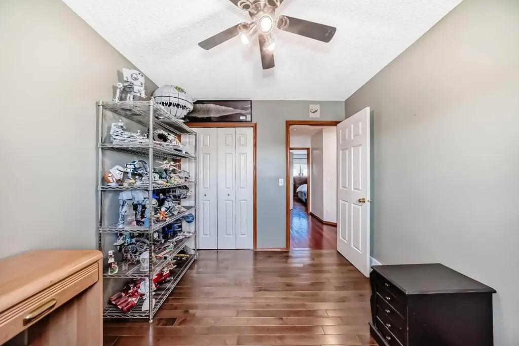 263 Coral Keys Drive NE Calgary AB T3J 3K4