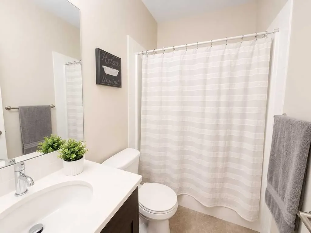 241 Agnes Short Place N Lethbridge AB T1H7G4
