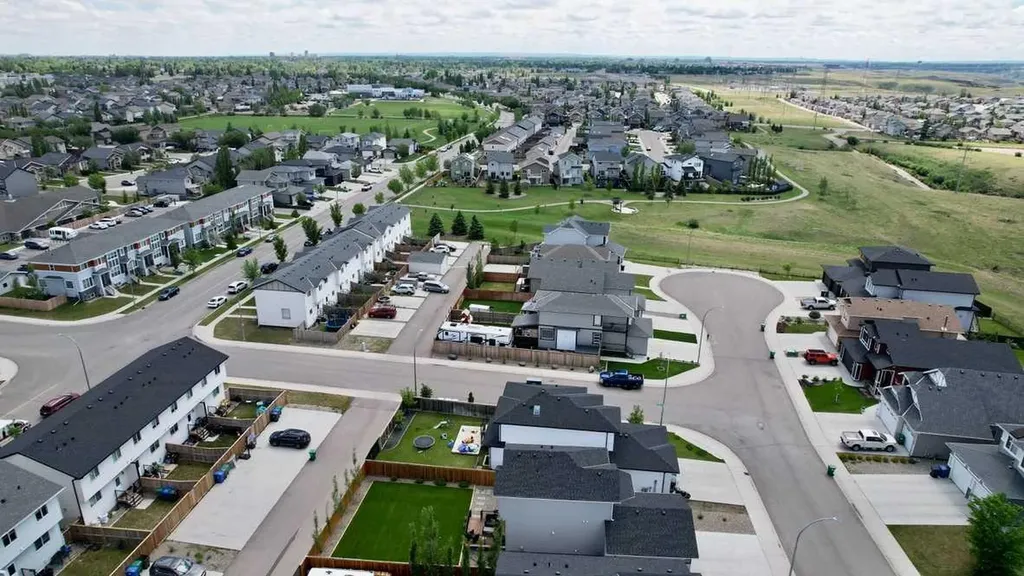 241 Agnes Short Place N Lethbridge AB T1H7G4