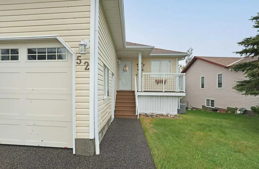 52 White Pelican Way Lake Newell Resort AB T1R 0X5