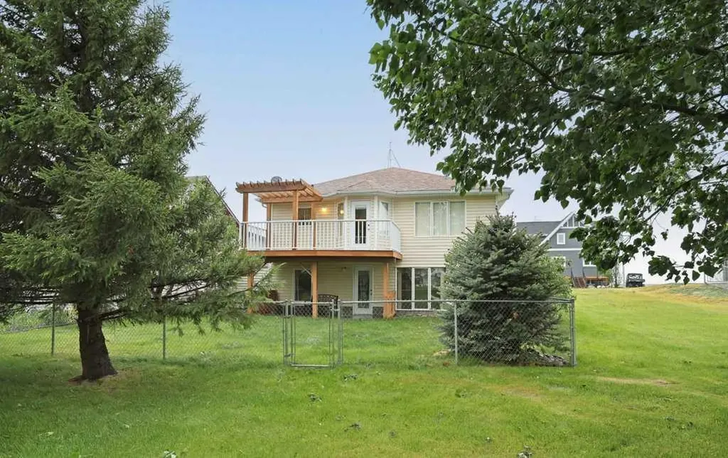 52 White Pelican Way Lake Newell Resort AB T1R 0X5