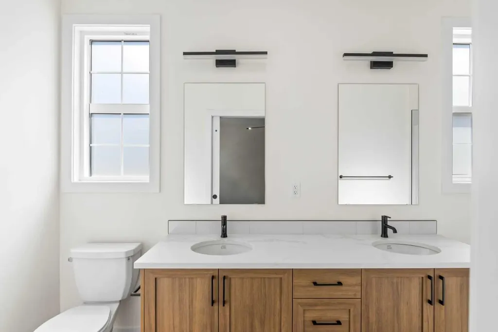 201 Cooperswood Green SW Airdrie AB T3B3Y6