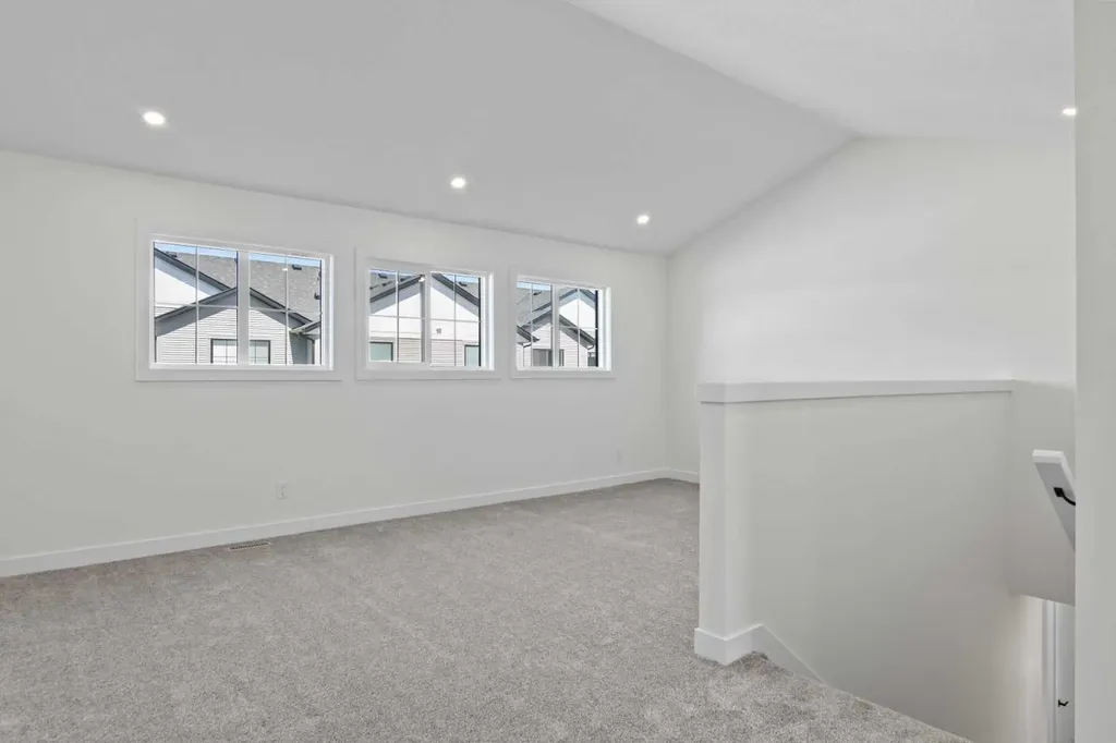 201 Cooperswood Green SW Airdrie AB T3B3Y6