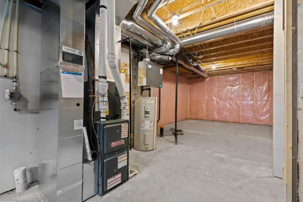201 Cooperswood Green SW Airdrie AB T3B3Y6