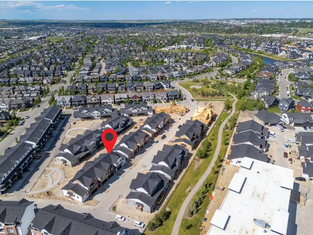 201 Cooperswood Green SW Airdrie AB T3B3Y6