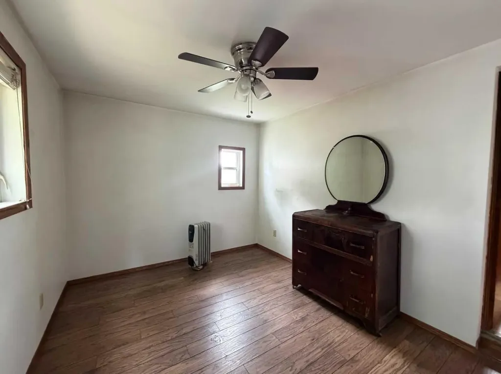 5139 51 Avenue Caroline AB T0M 0M0