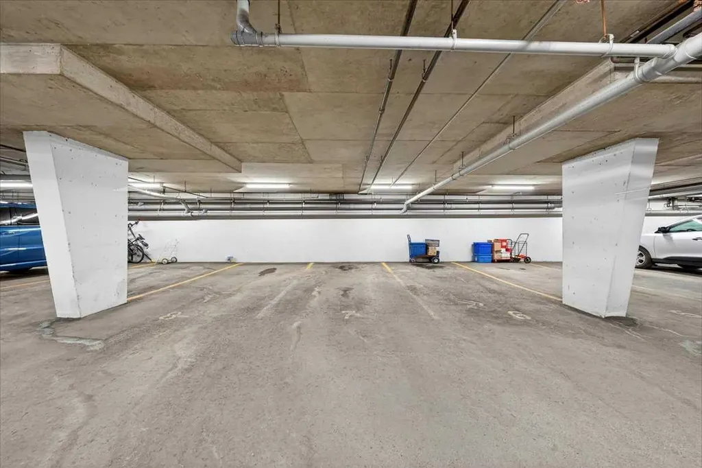 4507 45 Street SW Calgary AB T3E6K7