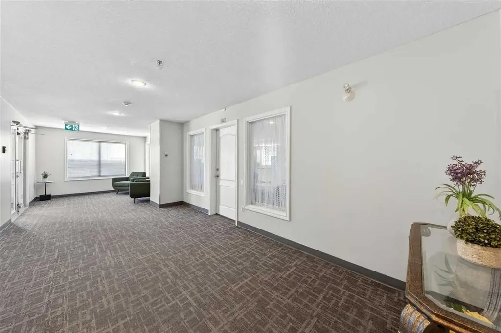4507 45 Street SW Calgary AB T3E6K7
