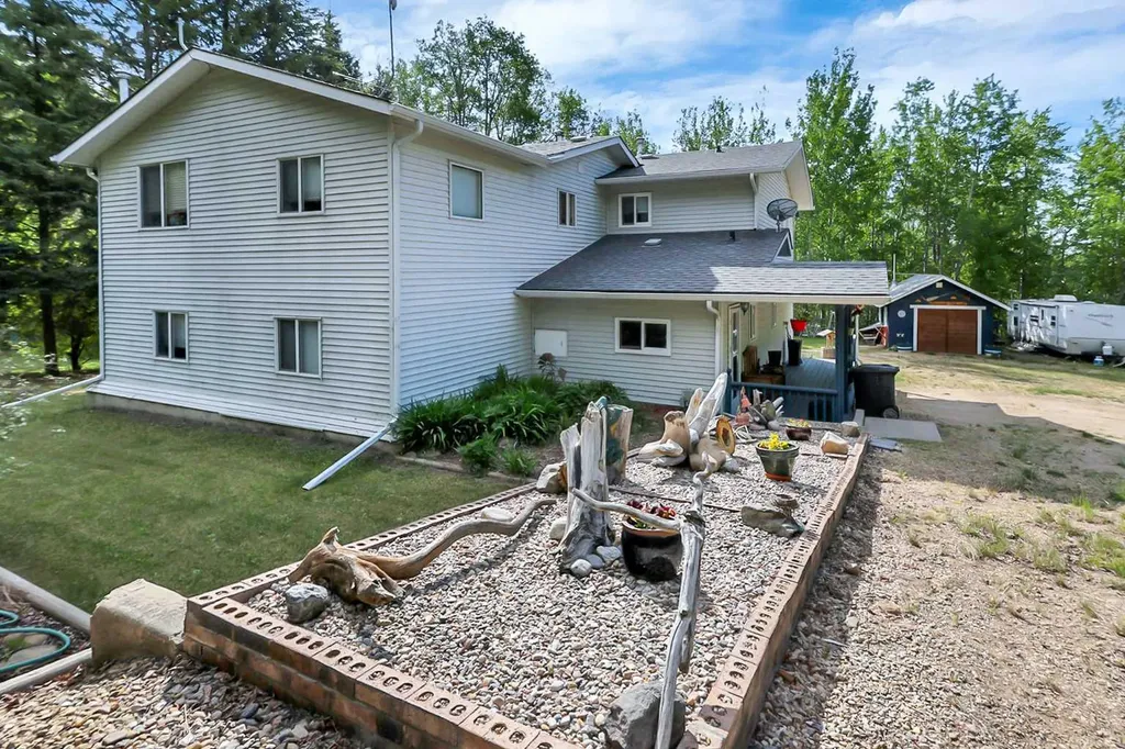 431068 Range Road 13 Rural Ponoka County AB T0C 2J0