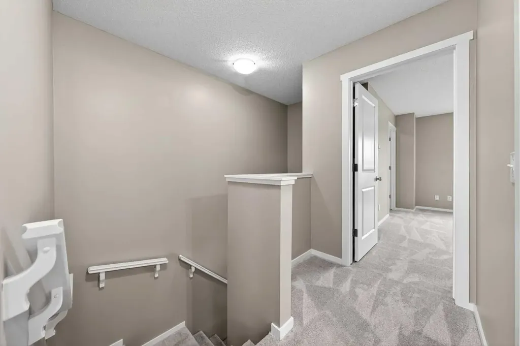 928 Panamount Boulevard NW Calgary AB T3K 0P4