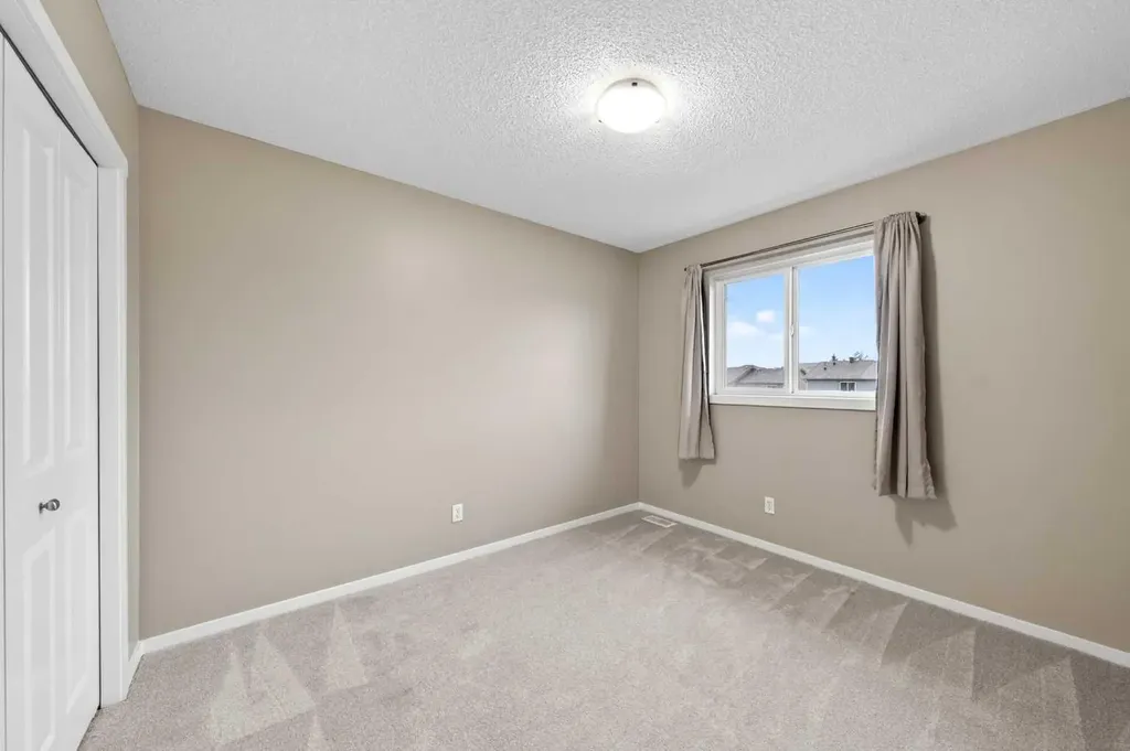 928 Panamount Boulevard NW Calgary AB T3K 0P4