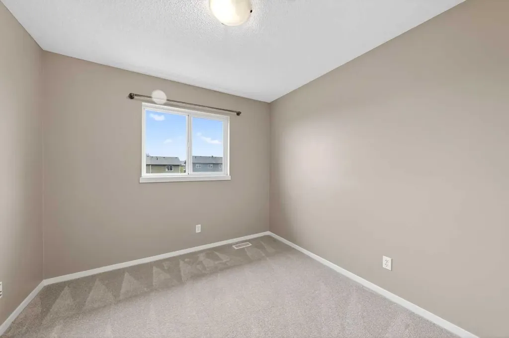 928 Panamount Boulevard NW Calgary AB T3K 0P4