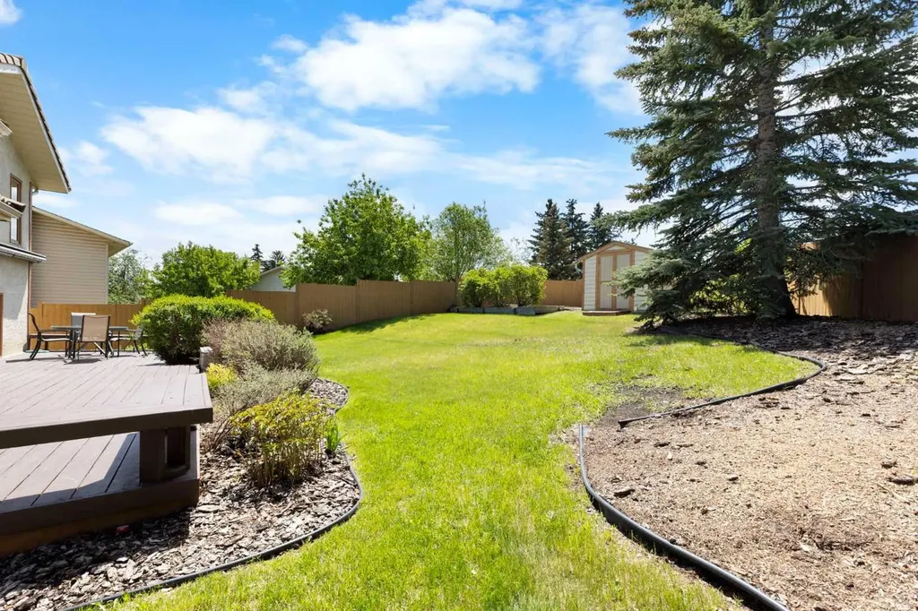 23 Millside Place SW Calgary AB T2Y 2R5