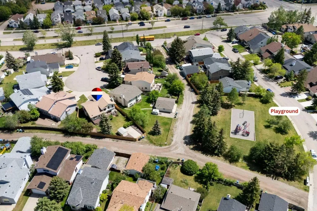 23 Millside Place SW Calgary AB T2Y 2R5