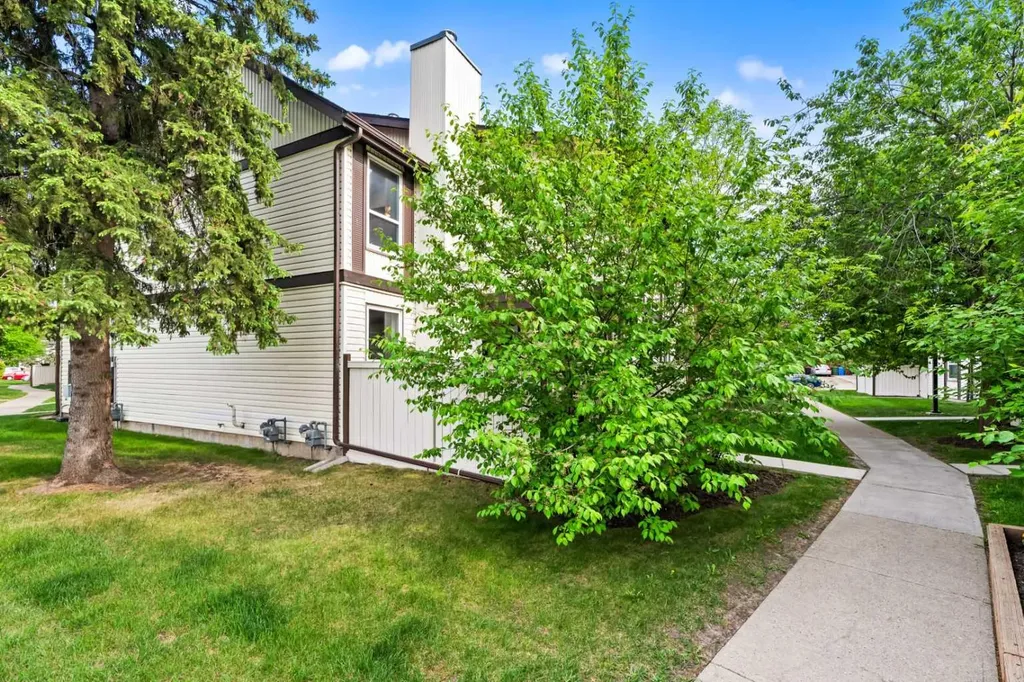 3200 60 Street NE Calgary AB T1Y 4K8