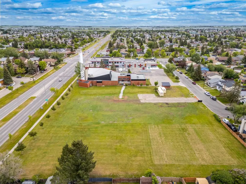 3200 60 Street NE Calgary AB T1Y 4K8