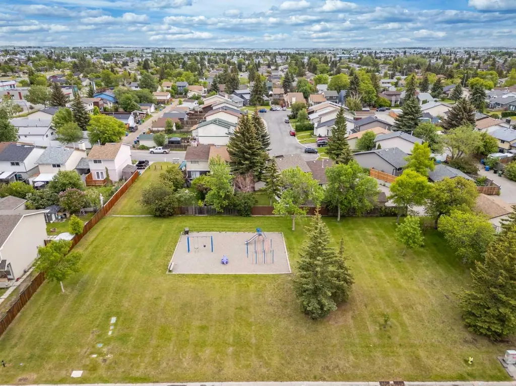 3200 60 Street NE Calgary AB T1Y 4K8