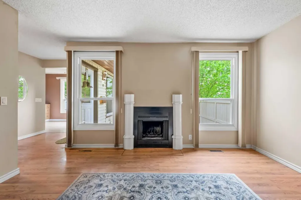 3200 60 Street NE Calgary AB T1Y 4K8