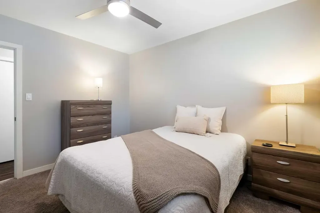 3123 Brentwood Boulevard NW Calgary AB T2L 1L9