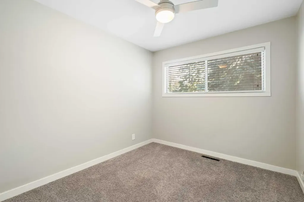 3123 Brentwood Boulevard NW Calgary AB T2L 1L9