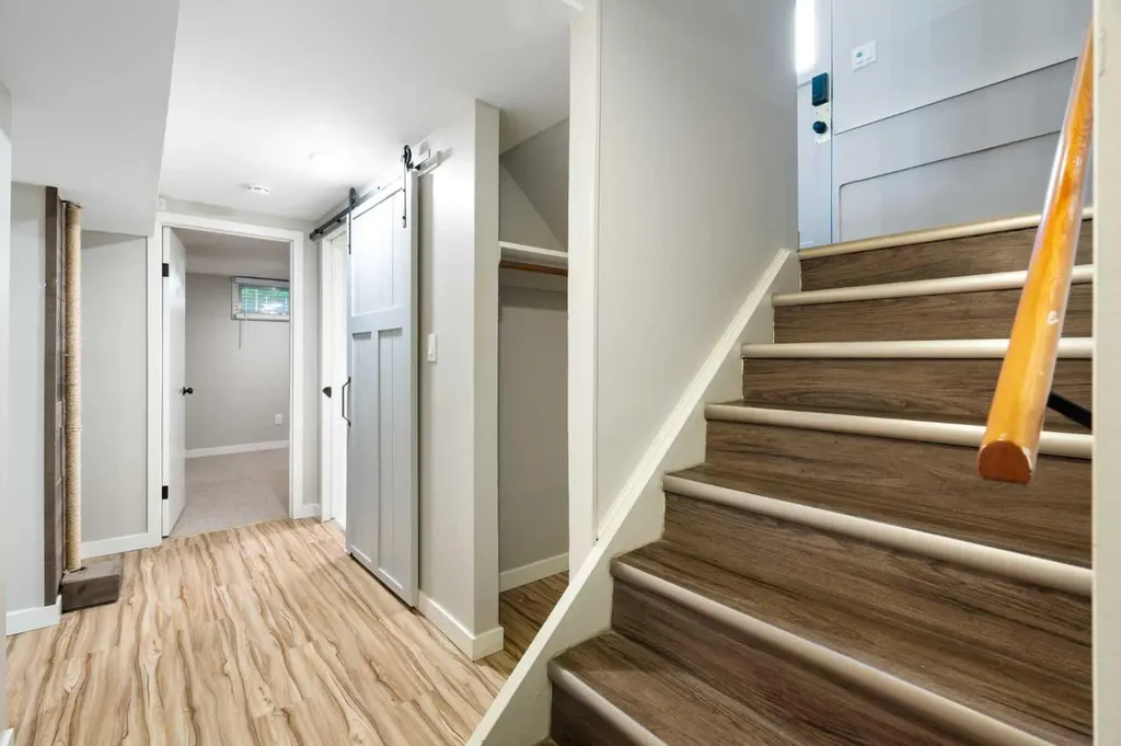 3123 Brentwood Boulevard NW Calgary AB T2L 1L9