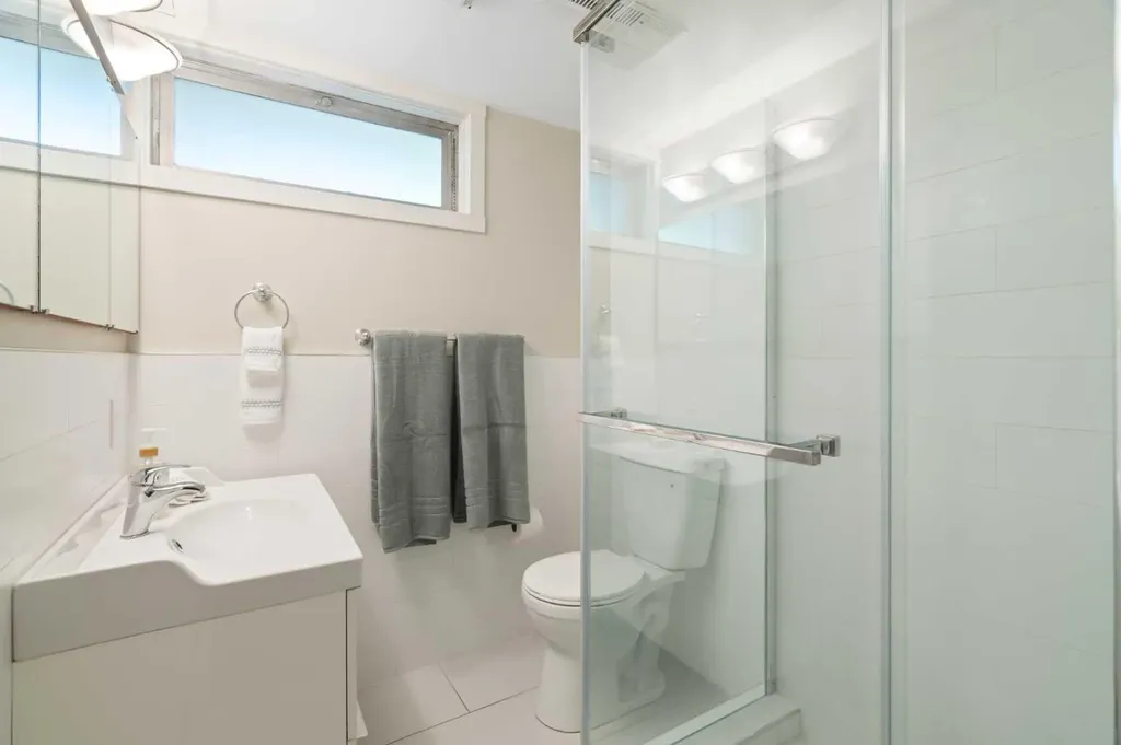 3123 Brentwood Boulevard NW Calgary AB T2L 1L9