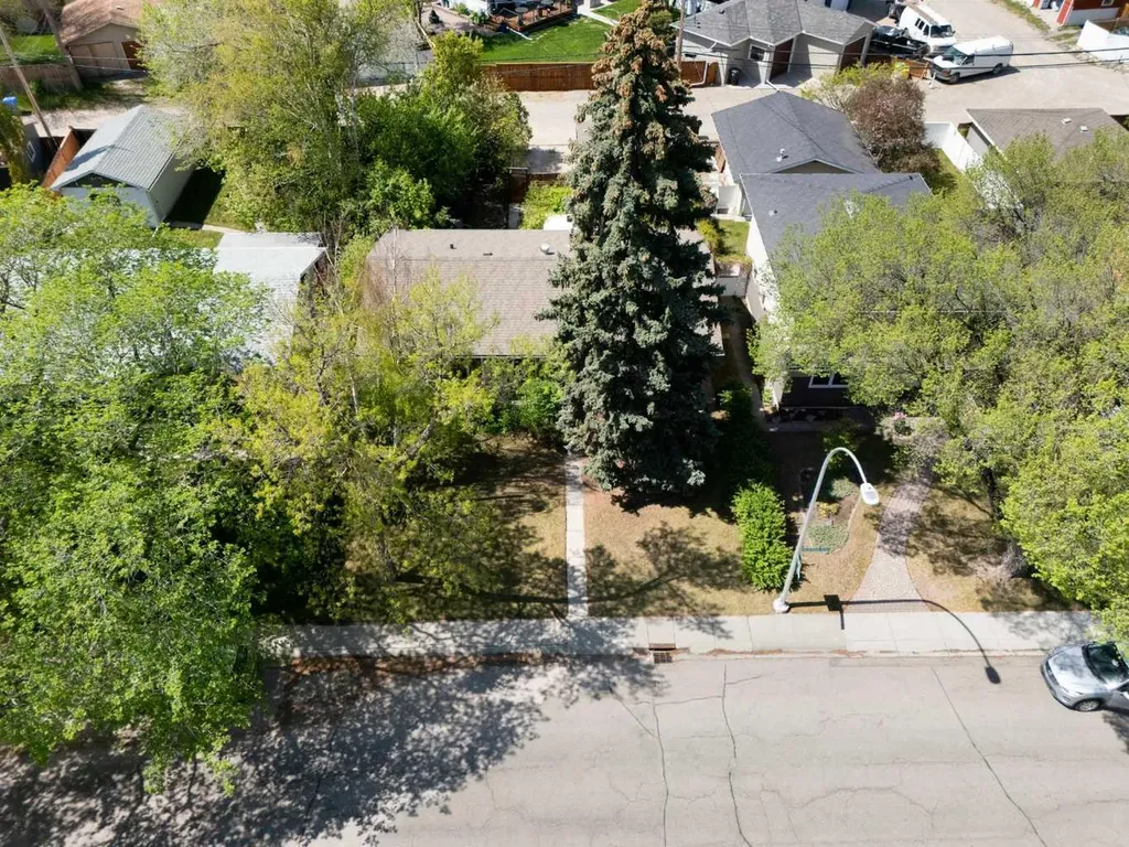 3123 Brentwood Boulevard NW Calgary AB T2L 1L9