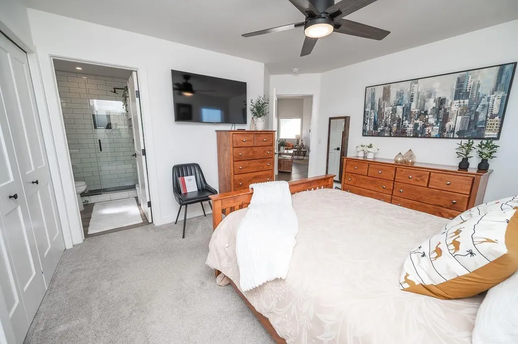 355 Duston Street Red Deer AB T4R 3J9