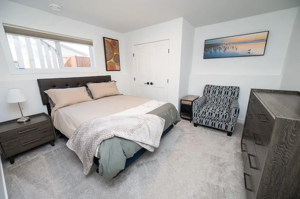 355 Duston Street Red Deer AB T4R 3J9
