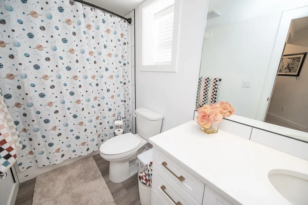 355 Duston Street Red Deer AB T4R 3J9