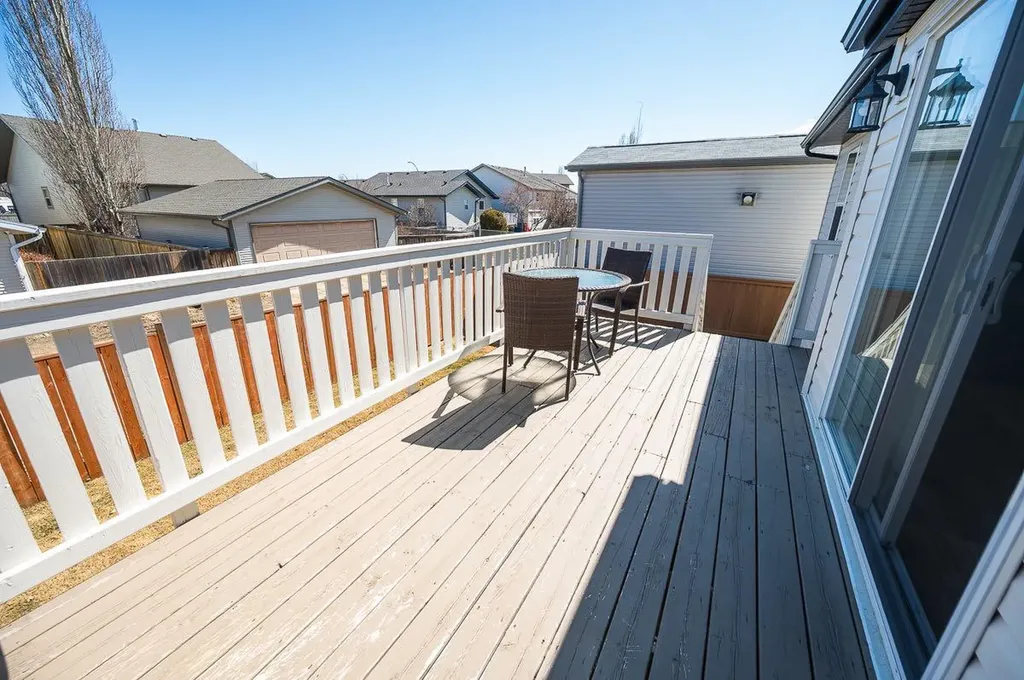 355 Duston Street Red Deer AB T4R 3J9