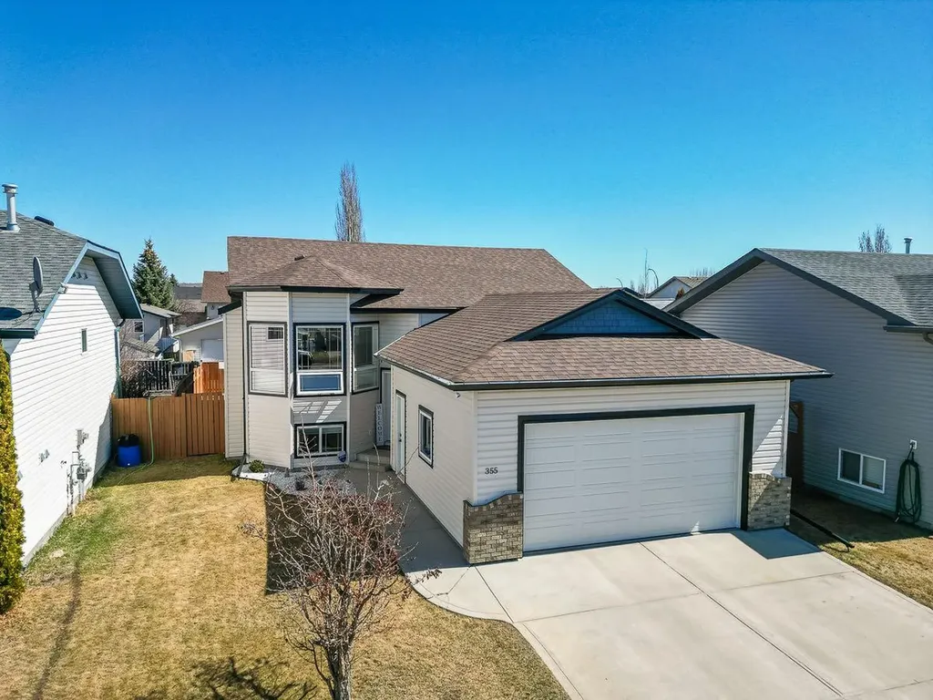 355 Duston Street Red Deer AB T4R 3J9
