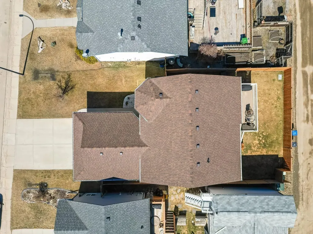 355 Duston Street Red Deer AB T4R 3J9