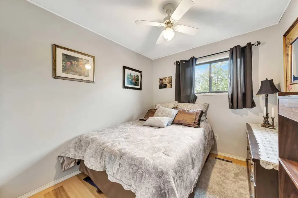 17 3 Avenue SE Marshall SK S0M 1R0