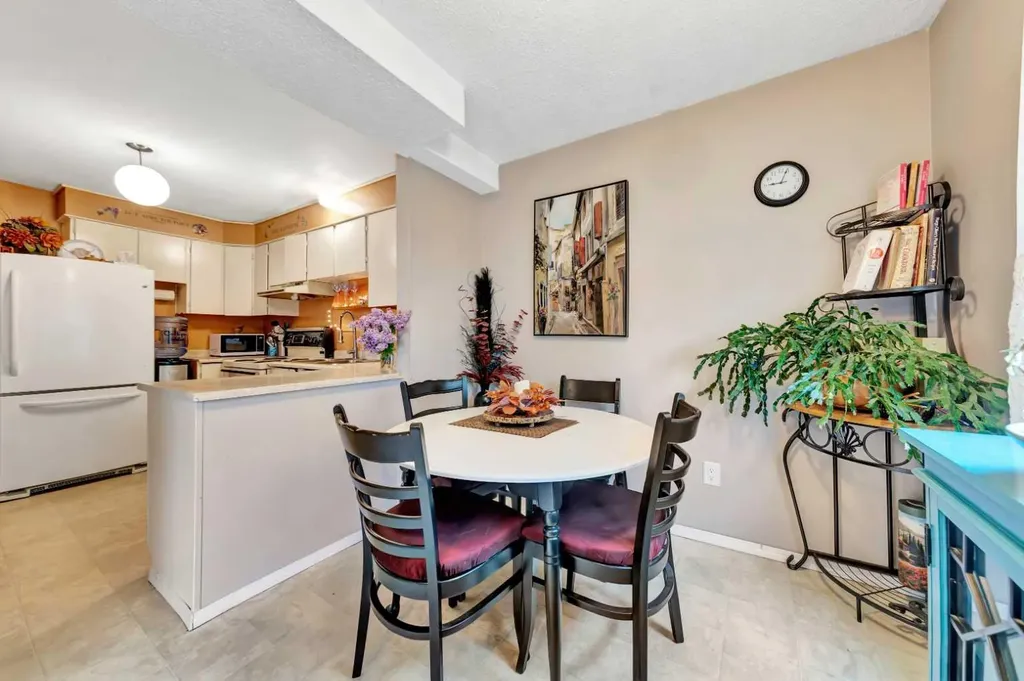 17 3 Avenue SE Marshall SK S0M 1R0