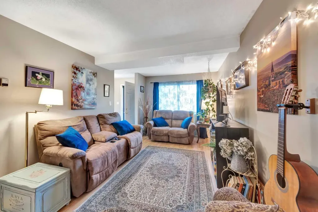 17 3 Avenue SE Marshall SK S0M 1R0