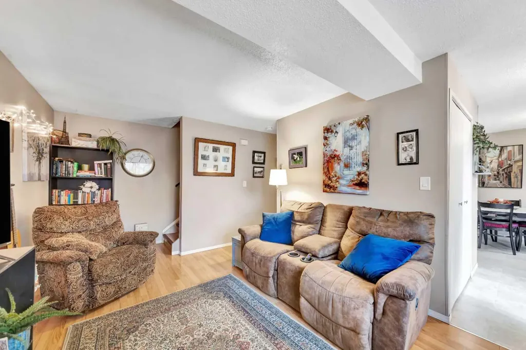 17 3 Avenue SE Marshall SK S0M 1R0
