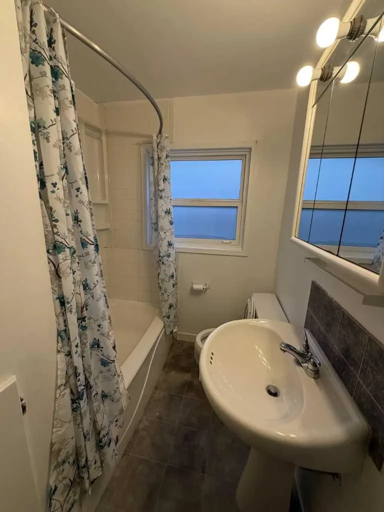 520 20 Street S Lethbridge AB T1J3H9