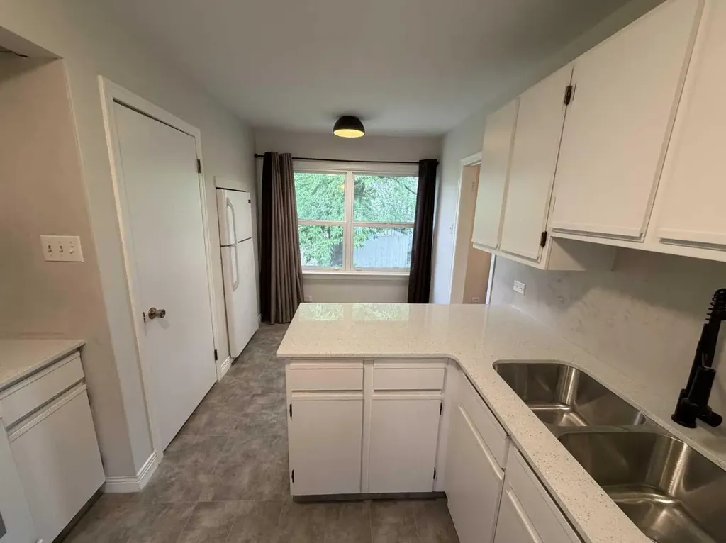 520 20 Street S Lethbridge AB T1J3H9
