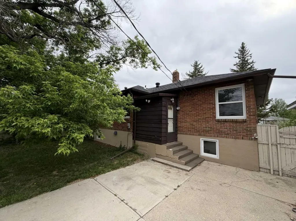 520 20 Street S Lethbridge AB T1J3H9